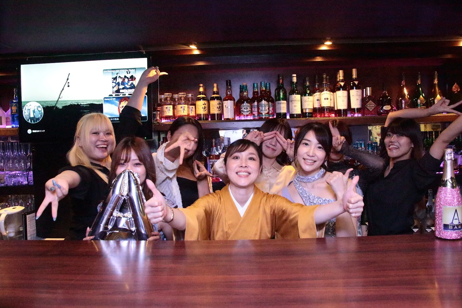 NONSTYLE BAR A · 9